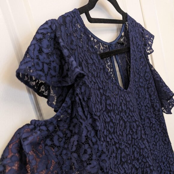 NWT, RW & CO. Blue Laced Dress, cold shoulder, size 6 - Picture 2 of 6